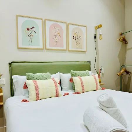 Cozy & Stylish Flat Close To Center 公寓 *